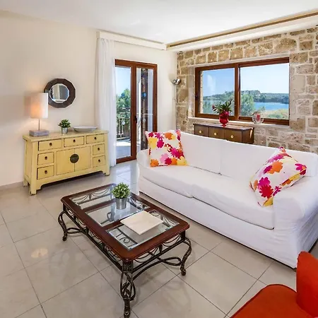Villa Petradi *